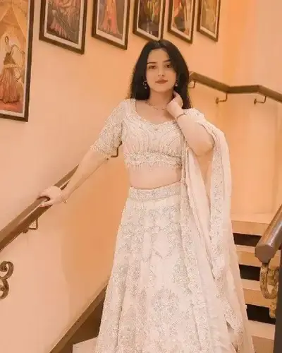 Escort Dharangaon
